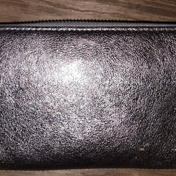 Coach Madison Accordian Zip Around Wallet Metallic - Picture 2 of 5